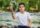 Create Dynamic Water Splash Photos for Letters Using Gemini AI